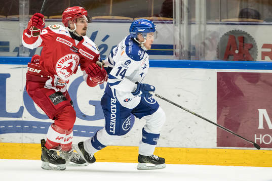 Troja/Ljungby Trojas Jens Holmström och Leksands Oskar