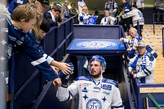 Leksands Fredrik Lindgren  utsedd till matchenskrigare i