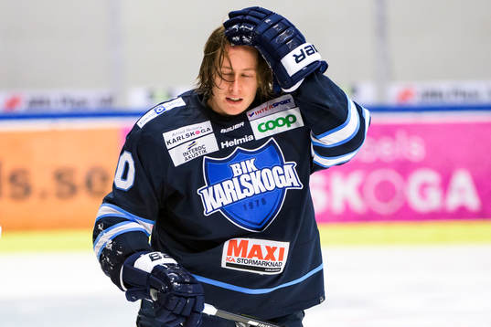 Karlskogas Juliuz Persson deppar