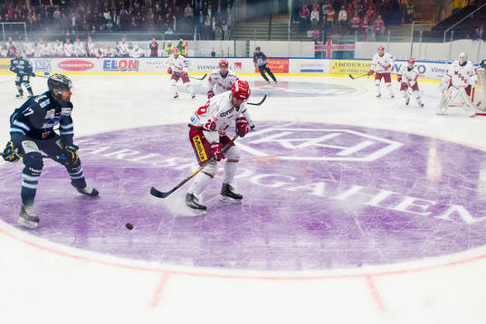 Karlskogas Niklas Lihagen och Modos Johan Eriksson