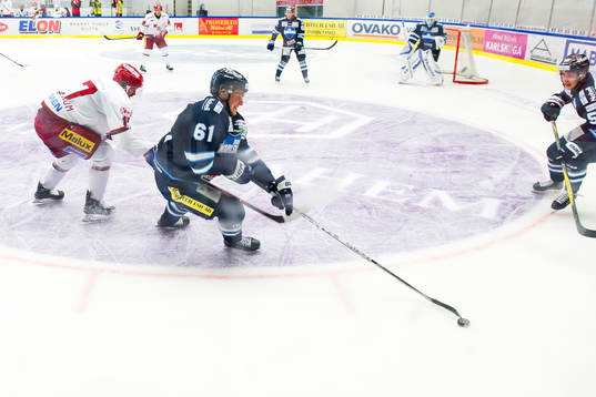 Modos Magnus Häggström och Karlskogas Mikael Eriksson