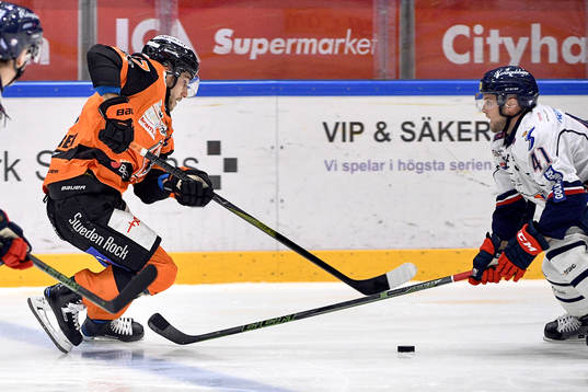 Karlskronas Konstantin Komarek och Linköpings Chad Billins