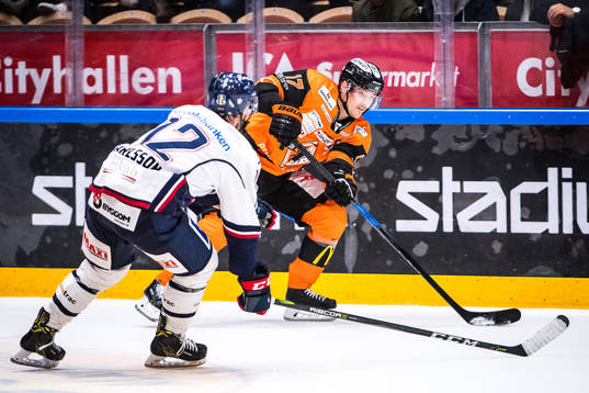 Karlskronas Joel Kellman  och Linköpings Sebastian Karlsson