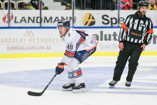 Växjös Elias Pettersson  fick ont