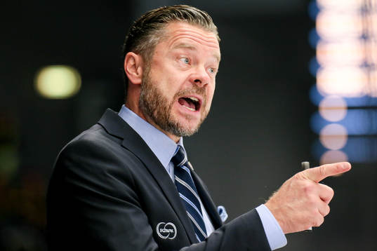Växjös assisterande assisterande tränare Fredrik Hellgren