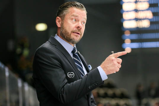Växjös assisterande assisterande tränare Fredrik Hellgren