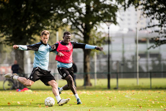 Markus Rosenberg och Bonke Innocent