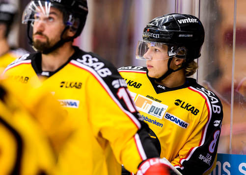 Luleås Kim Johansson på uppvärmningen