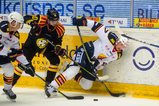 Brynäs Jesper Jensen och Djurgårdens Henrik Eriksson