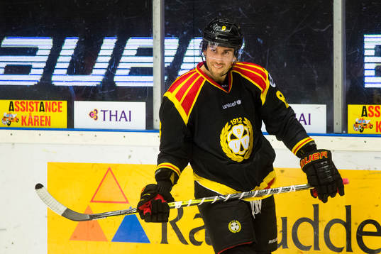 Brynäs Aaron Palushaj deppar