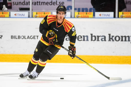 Brynäs Jesper Jensen före ishockeymatchen i SHL mellan