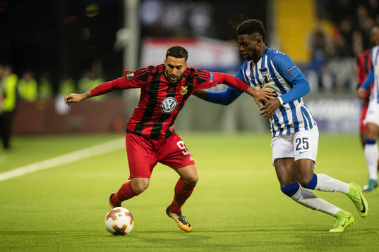 Östersunds Saman Ghoddos mot Hertha Berlin’s Jordan