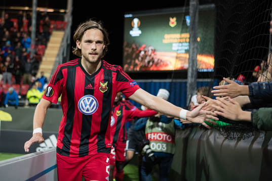 Östersunds Tom Pettersson tackar fansen