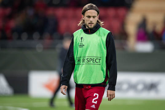 Östersunds Tom Pettersson värmer upp