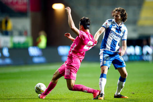 Sirius Stefano Vecchia och IFK Göteborgs Mikkel Diskerud