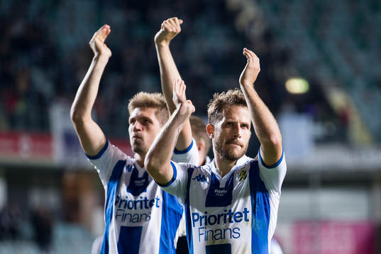 IFK Göteborgs Mikael Boman och Tobias Hysén tackar