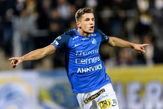 Bläddra bland fler bilder av Fotboll, Superettan, Falkenberg - Norrby