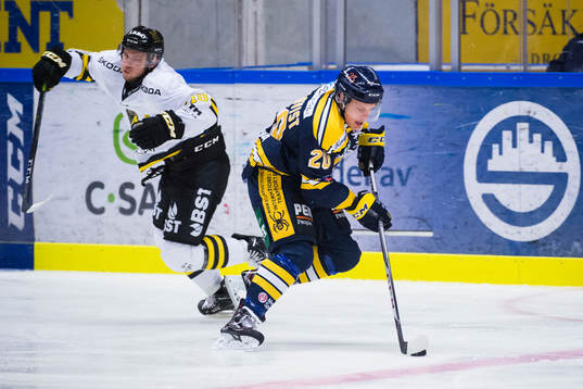 s Jesper Fröden och Södertäljes Thom Flodqvist