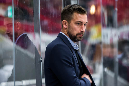 s assisterande tränare David Engblom
