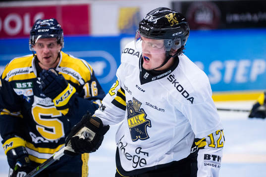 s Max Lindholm och Södertäljes Stefan Johansson
