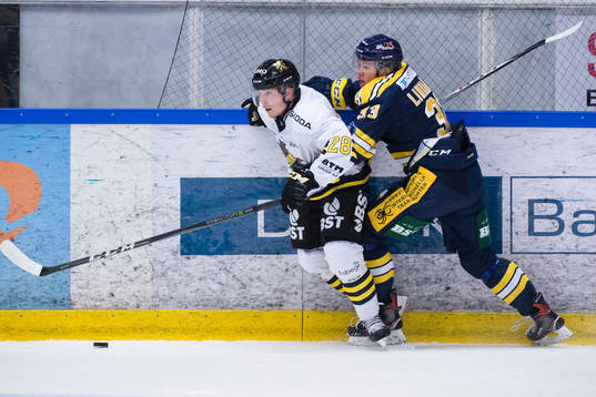 s Jesper Fröden och Södertäljes Måns Lindbäck