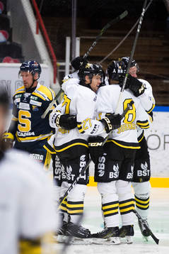 s Eric Castonguay jublar