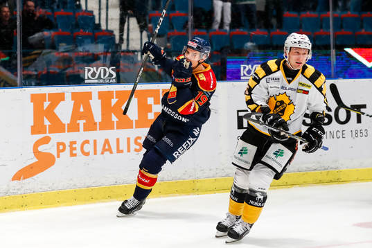 Djurgårdens Rene Bourque jublar