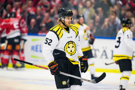 Brynäs Christopher Liljewall deppar
