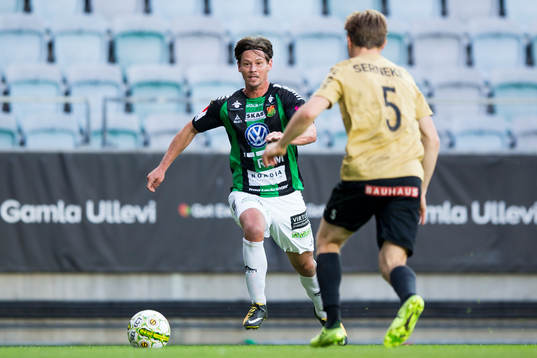 GAIS Dusan Djuric mot Brommapojkarnas Jacob Ortmark