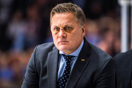 s assisterande tränare Stephan Lundh