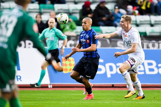 Ahmed el Amarani of Stabæk and Simen Kristiansen Juklerød
