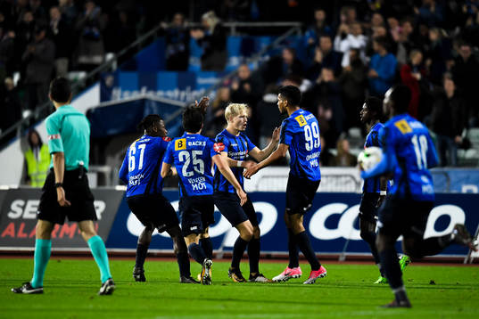 Ohikhuaeme Anthony Omoijuanfo of Stabæk celebrates the 2-1