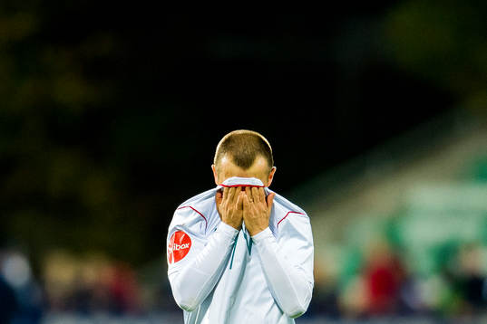Enar Jaager of Vålerenga looks dejected