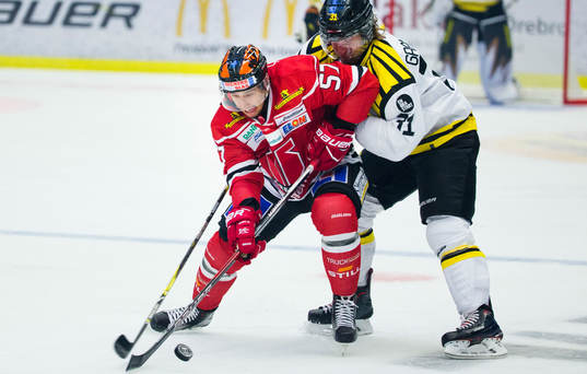 Örebros Daine Todd och Brynäs Jonathan Granström