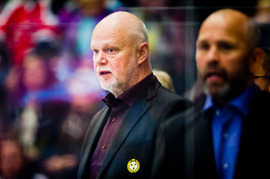 Brynäs tränare Roger Melin deppar
