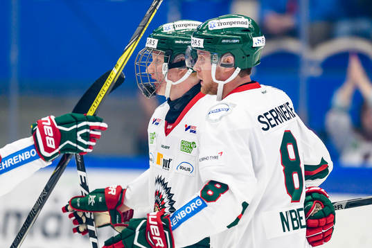 Frölundas Rasmus Dahlin och John Nyberg jublar