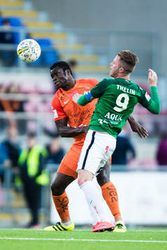 AFC Eskilstunas Taye Taiwo och Jönköpings Tommy Thelin
