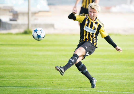 IFK Hässleholms  Gustaf Lindroth i matchen i division 2