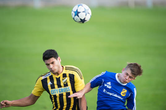 IFK Hässleholms  Tommy Filipovic i matchen i division 2