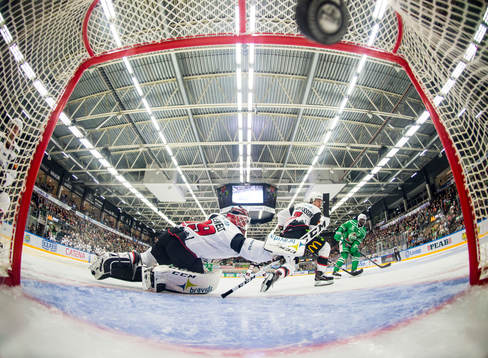 Rögles Edwin Hedberg gör 2-0 bakom Malmö Redhawks