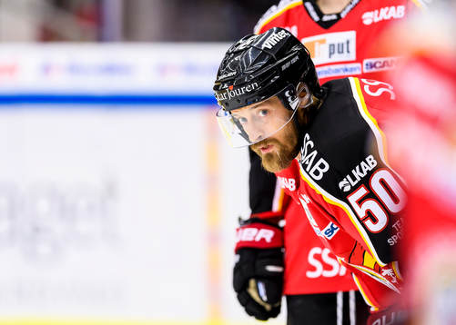 Luleås Daniel Sondell på uppvärmningen
