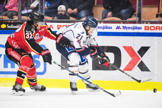 Luleås Oscar Engsund och Linköpings Emil Sylvegård