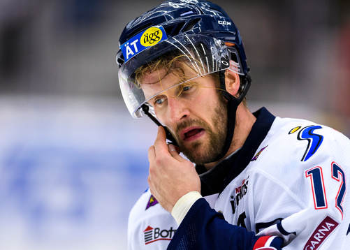 Linköpings Sebastian Karlsson deppar