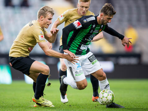 Brommapojkarnas Carl Starfelt mot GAIS Alibek Aliev