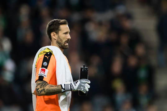 Hammarbys målvakt Johan Wiland deppar
