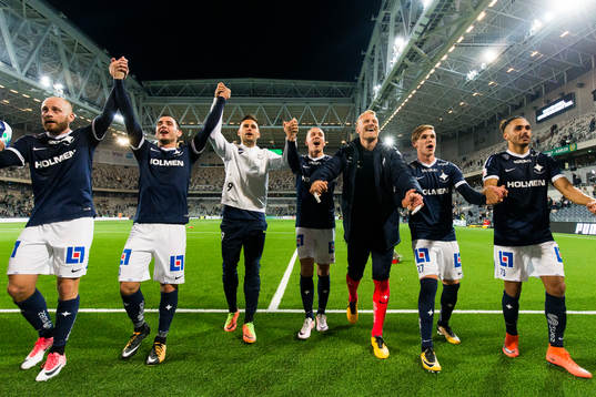 Norrköpings spelare jublar