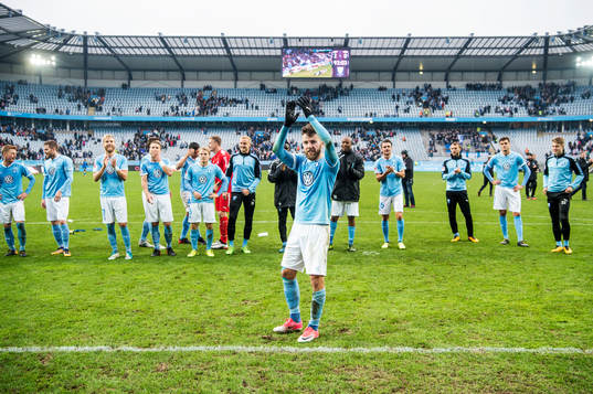 Malmö FFs Erdal Rakip jublar med lagkamraterna