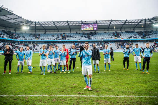 Malmö FFs Erdal Rakip jublar med lagkamraterna