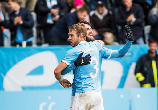 Malmö FFs Anton Tinnerholm och Erdal Rakip jublar