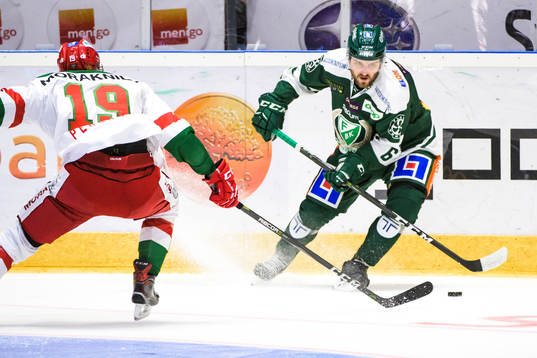 Moras John Persson och Färjestads Mikael Wikstrand